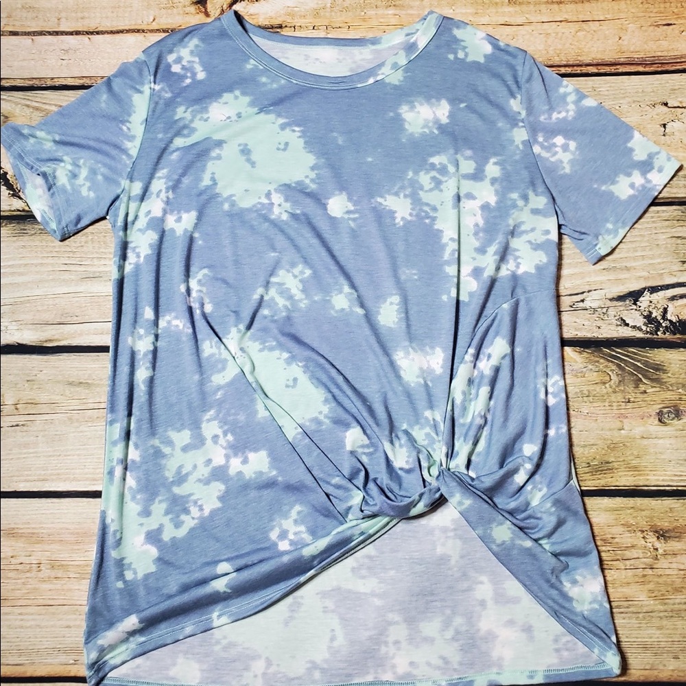 Tie dye top with front knot detail - Picture 3 of 5